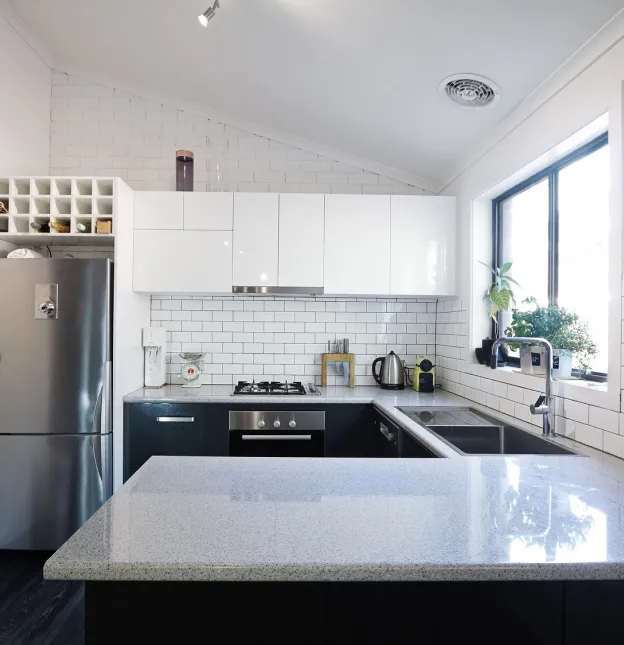 pose de faience à Doué-en-Anjou dans le Maine-et-Loire 49